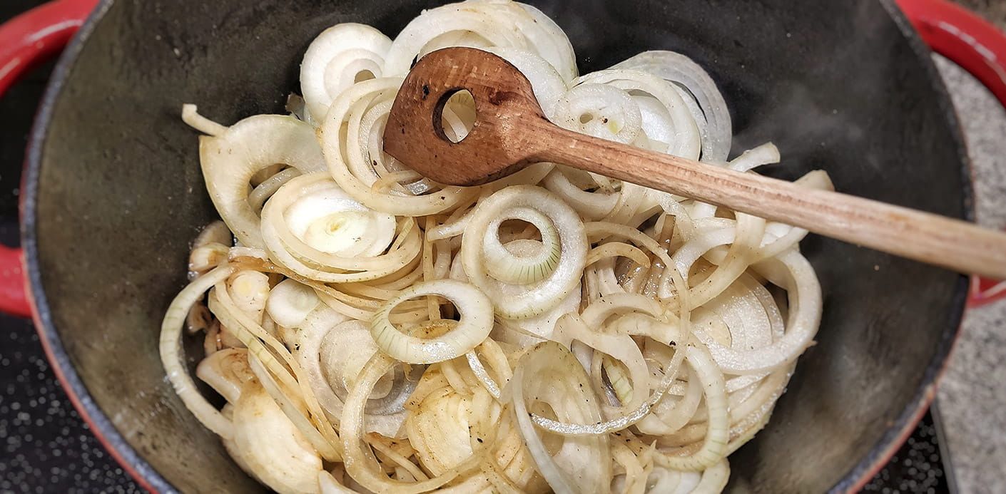 Leckeres, herzhaftes Gulasch Rezept